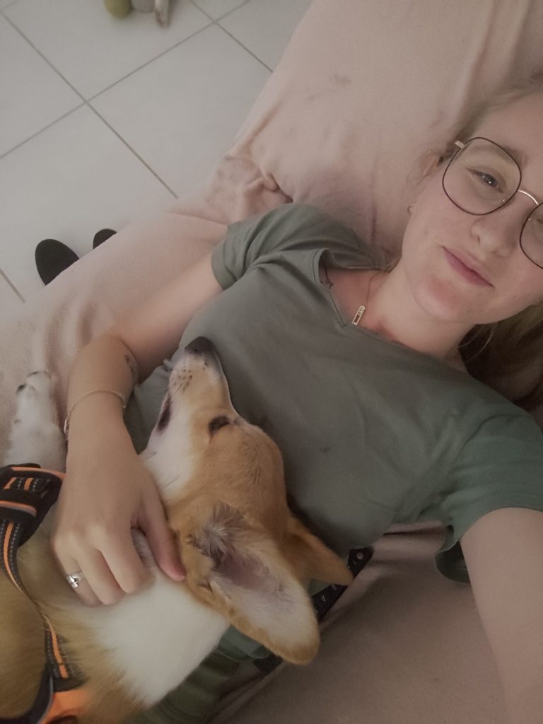 Pension - Balade - Visite à domicile - Home sitting - pets paradise - Danaé - Genève